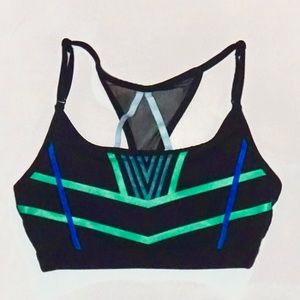 Shape Sports Bra, Size S